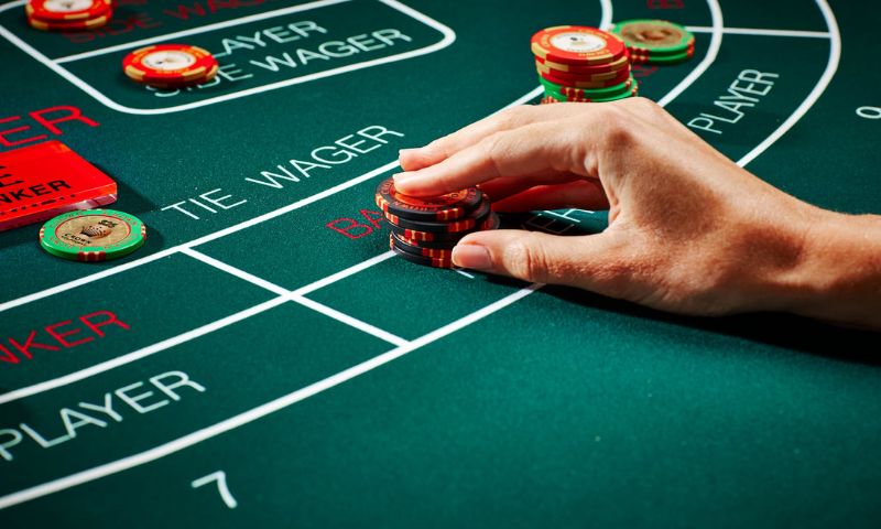 Hiểu đơn giản thì Baccarat F8bet là gì?